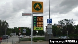 На значительной части АЗС в Крыму отсутствуют все виды бензина. Феодосия, 1 июня 2026 года