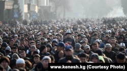 Сүрөт Жогорку Кеңештин маалымат кызматына таандык. Бишкек. 2026-жылдын 20-марты.