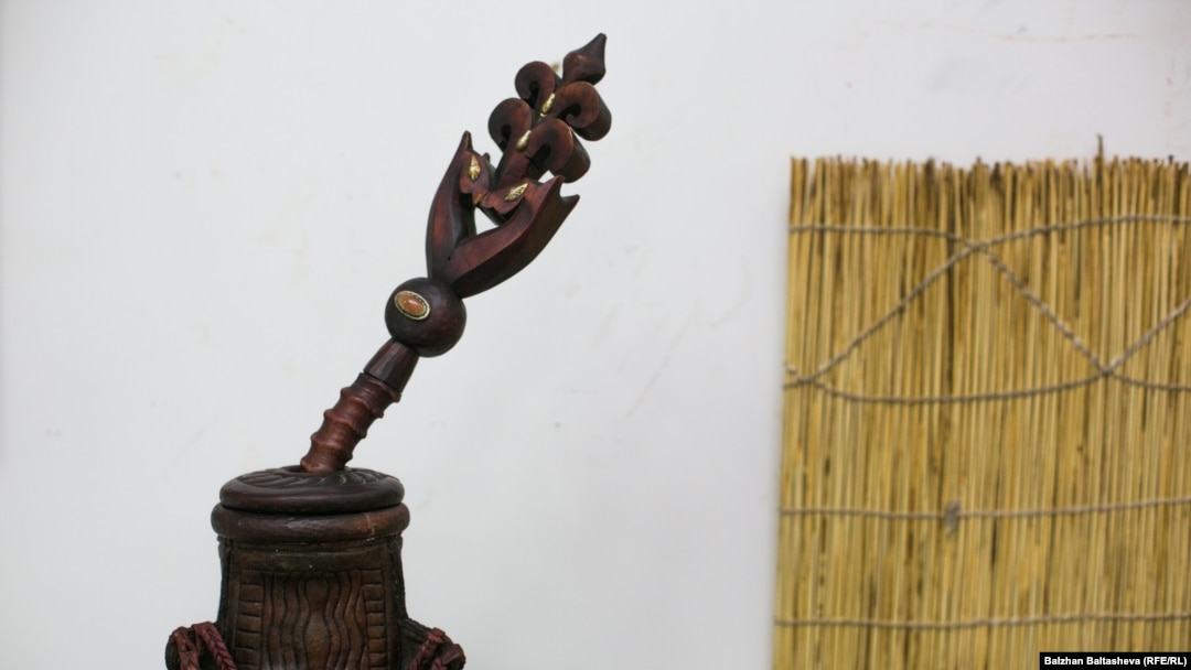 Керемет қаншықтар Жалаңаш Ленка фотосы