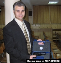 Пламен Тончев след награждаването си като директор на РЗБОП-Враца, 7 ноември 2008 г.