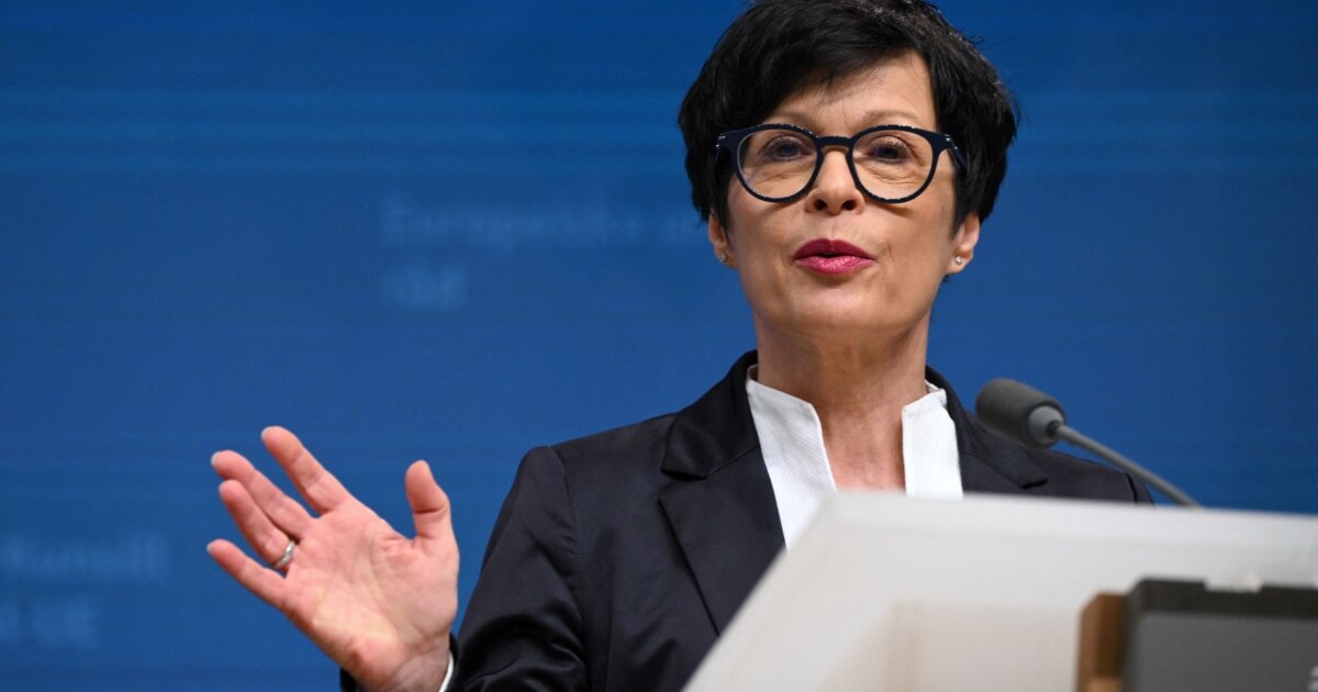 Єврокомісарка Кос анонсувала відкриття переговорного кластера для України