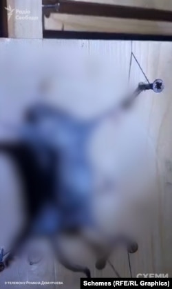 Скріншот з відео «допиту» живого мишеня, яке Михайло Кособоков надіслав Роману Дємурчієву