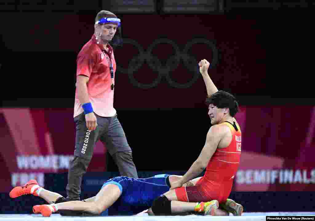 Айсулуу Кыргызстандын спорт тарыхында күрөш боюнча дүйнө чемпиондугун жеңген биринчи балбан. 