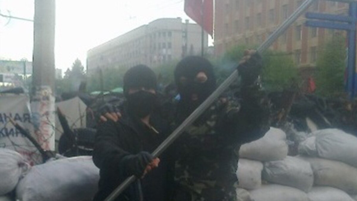 СБУ заявляє про затримання бойовика, який штурмував будівлю відомства в Луганську
