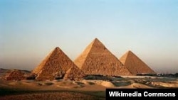 Egypt -- the pyramids of Giza