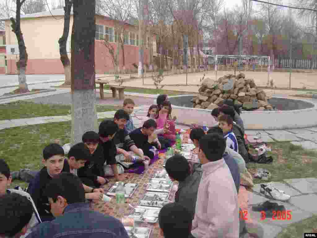 Литсей-интернатҳои тоҷикӣ-туркӣ дар Душанбе #16