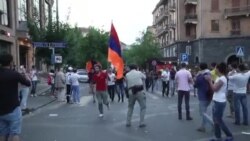 Protest u Jerevanu: Demonstranti ostaju na ulicama