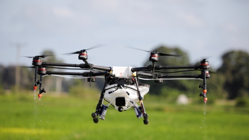 Kineski proizvođači dronova i čipova dodani na popis zabranjenih u SAD-u