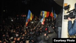 La ora protestelor (foto: Constantin Grigoriță)