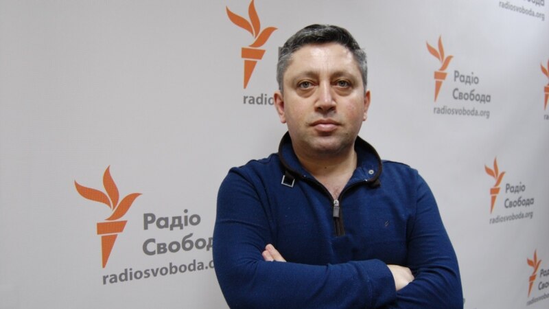 Azerbaýjanda yzarlanýan žurnalist Ukrainadan Gollandiýa aşdy