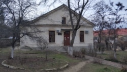 С 1966 года в вековом здании Офицерского собрания размещается севастопольская музыкальная школа №7