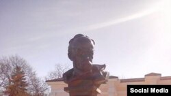 Украина, Симферополь, памятник Тарасу Шевченко, архивное фото