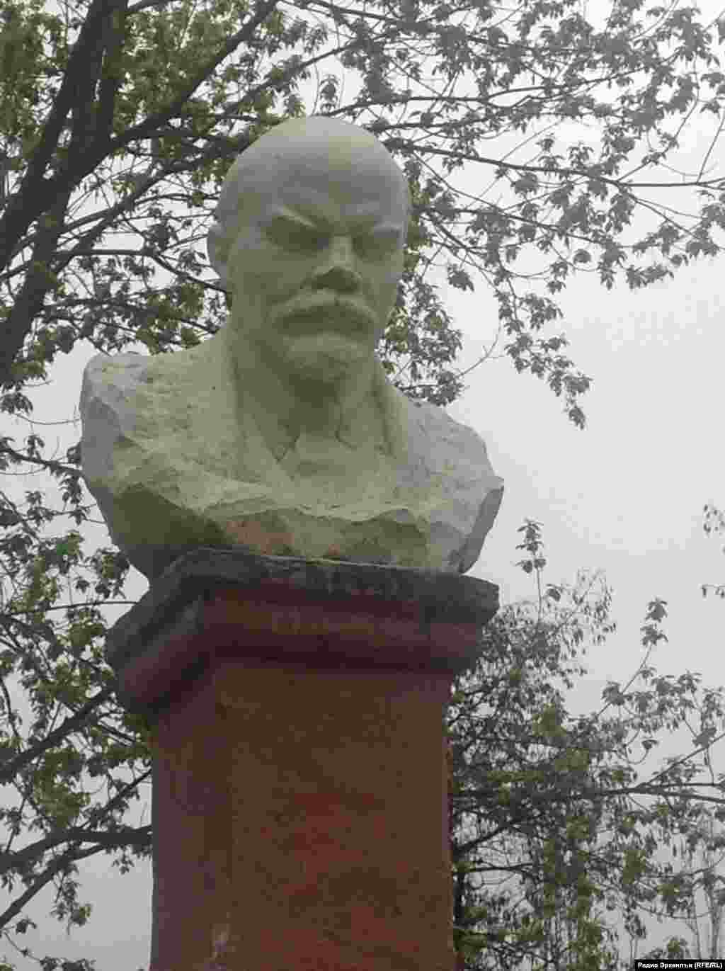 Ленинский бюст в Табасаране