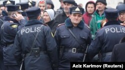 Әзербайжан полицейлері (Көрнекі сурет).
