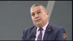 Кыргызстан эки “дөөнүн” ортосунда (2)