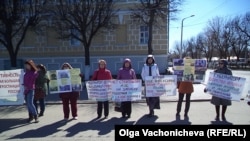 В Костроме пикет против строительства АЭС, 26 апреля 2014