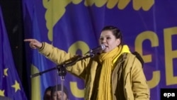 Певица Руслана во время своего обращения к протестующим на Майдане в декабре 2013 года