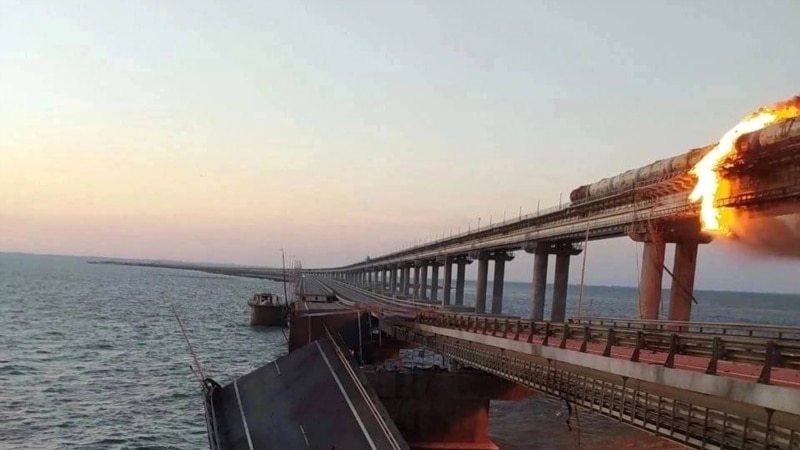 У Расеі агучылі тэрміны, да якіх плянуюць аднавіць Крымскі мост пасьля выбуху і пажару 8 кастрычніка