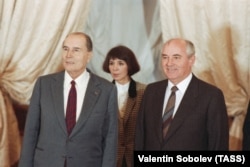 Франсуа Мітэран і Міхаіл Гарбачоў, 1972 год