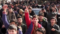 Azərbaycanda tələbələr siyasətdən niyə uzaq qaçır?
