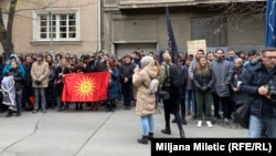 Pozivu studenata odazvali su se brojni građani, da zajedno odaju poštu stradalima u Severnoj Makedoniji, 18. mart 2025.