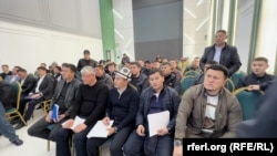 Ош. Нурдан Орунтаев менен жолугушууга келген ишкерлер.