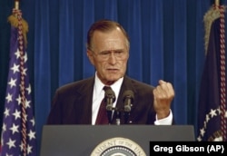 Президент США Джордж Буш під час прес-конференції в Білому домі. Вашингтон, 12 вересня 1991 року
