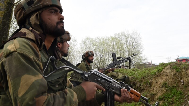 Пријавени престрелки меѓу силите на Индија и Пакистан во Кашмир 