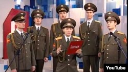 A Russian Army choir's rendition of the James Bond theme "Skyfall" has gone viral on the Internet. 