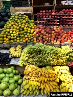 Васко-да-Гама шәһәрендә җиләк-җимеш базары