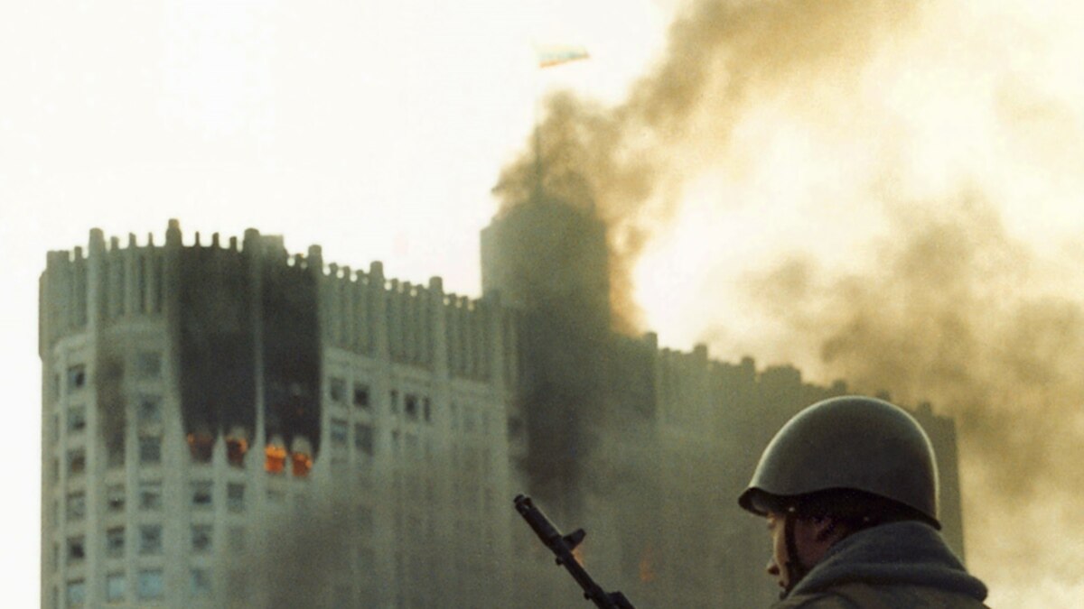 В Москве вспоминают жертв событий октября 1993 года