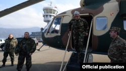 Nagorno Karabakh - Armenian President Serzh Sarkisian arrives in Stepanakert, 13Nov2014.