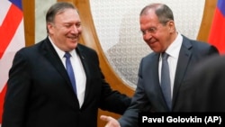 Sekretari amerikan i Shtetit, Mike Pompeo dhe ministri i Jashtëm i Rusisë, Sergei Lavrov 