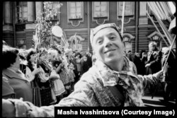 A communist May Day parade rolls down a street in Leningrad in 1974.