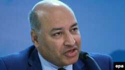 Сума Чакрабарти, Еуропадағы қайта құру және даму банкінің президенті.