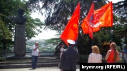 Митинг в Севастополе ко дню рождения Александра Пушкина