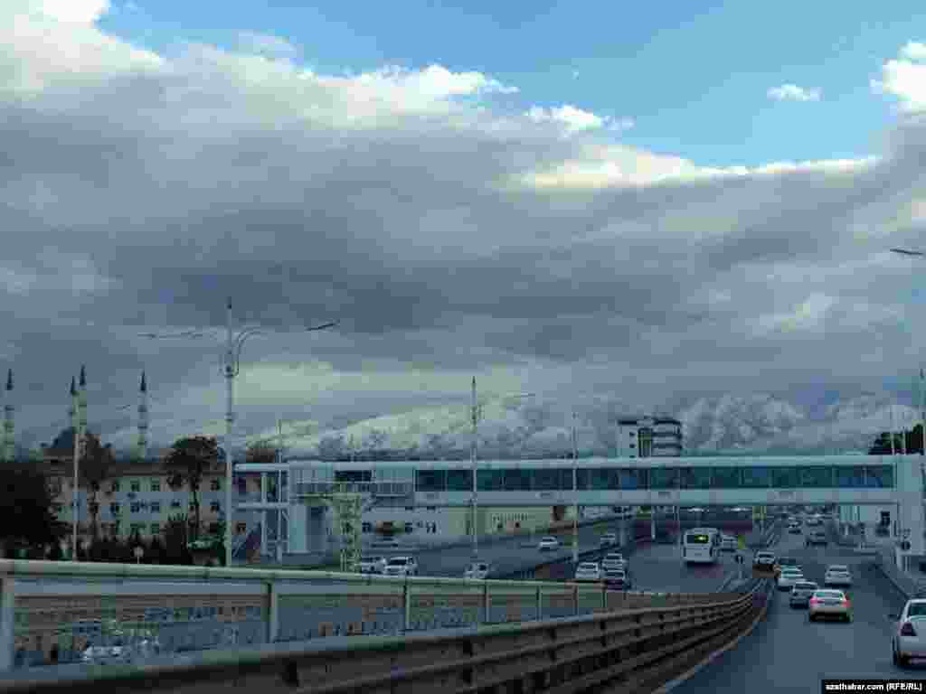 Столичная автомагистраль