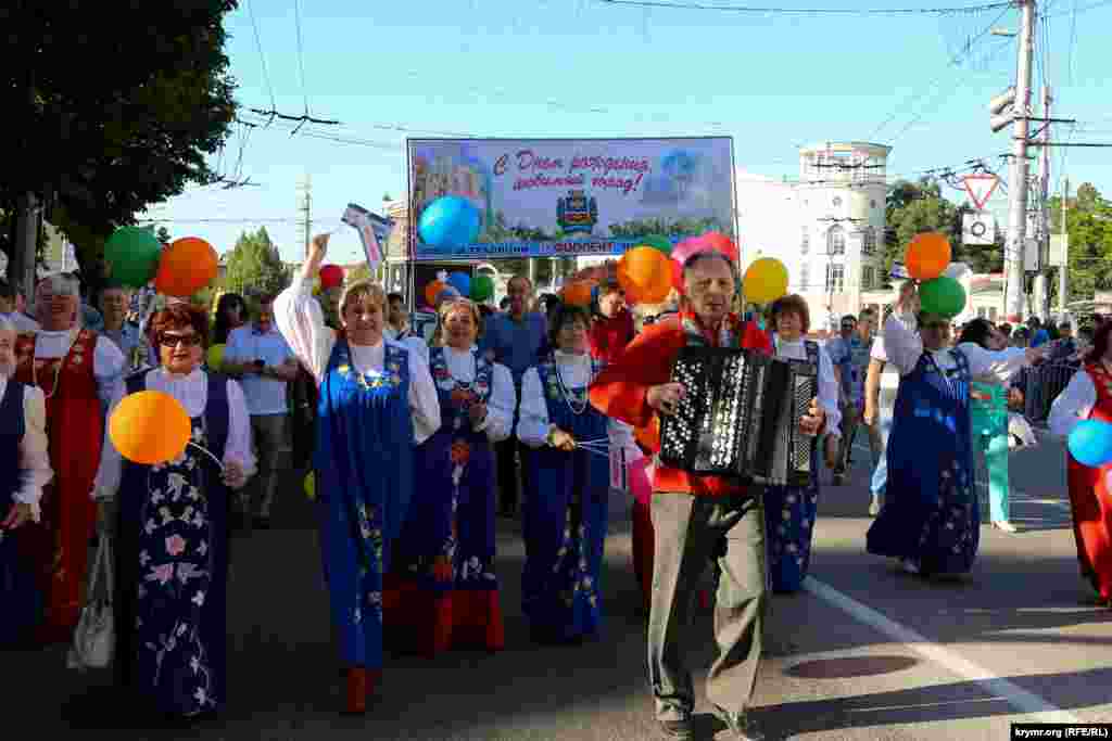 Традиційна хода до Дня міста