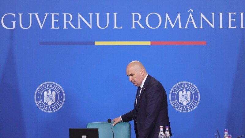 Guvernul cere rapoarte de activitate și propuneri de reducere a personalului, angajații refuză   