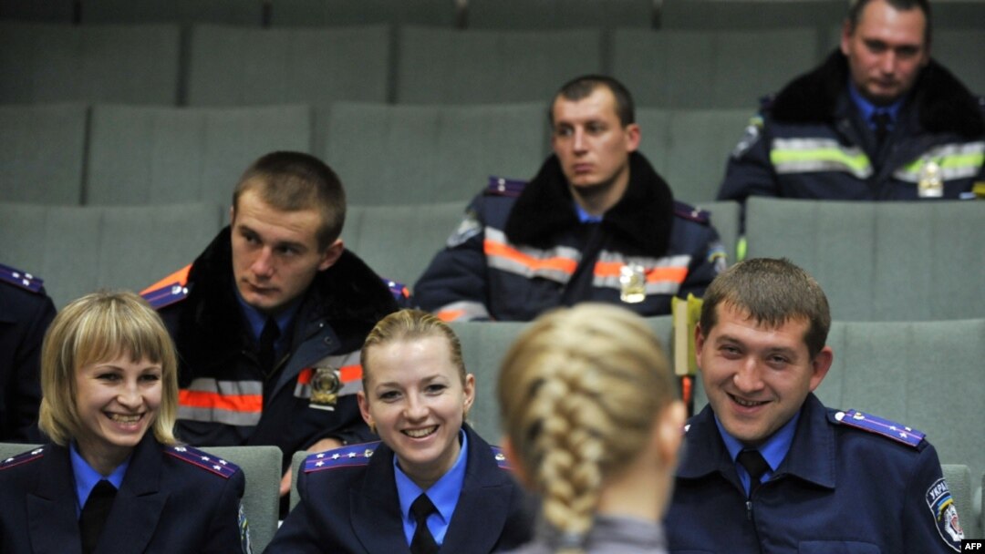 З вівторка по п’ятницю тривають уроки англійської мови у Головному управлінні МВС 