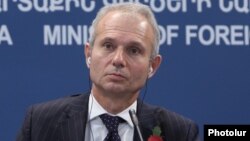 Ұлыбританияның Еуропа істері бойынша министрі Дэвид Лидингтон.