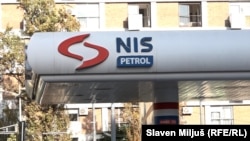 Pikë karburanti e Industrisë së Naftës së Serbisë (NIS) në Beograd.