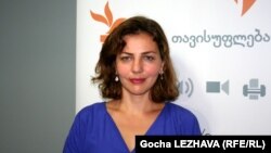 ანა დოლიძე