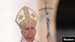 Papa Lav na misi na Trgu Svetog Petra u Vatikanu, 8. juna 2025.