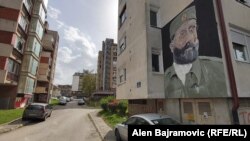 Mural s likom komandantom četničkih jedinica iz Drugog svjetskog rata Dragoljuba Draže Mihailovića u Foči. 