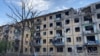 Разьбіты расейскім паветраным ударам жылы дом у Краматорску, 5 траўня 2026 году