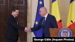 Președinte Nicușor Dan și premierul Ilie Bolojan, la Cotroceni, în ziua desemnării primului ministru, 20 iunie 2025.