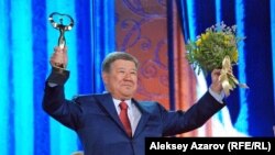  Ахметжан Есімов.