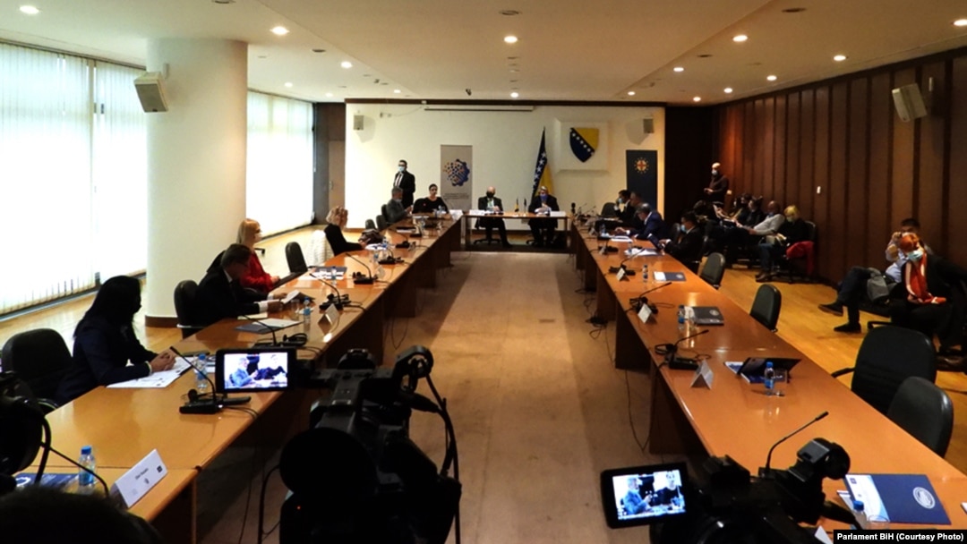 Sa okruglog stola u Sarajevu, 12. oktobar