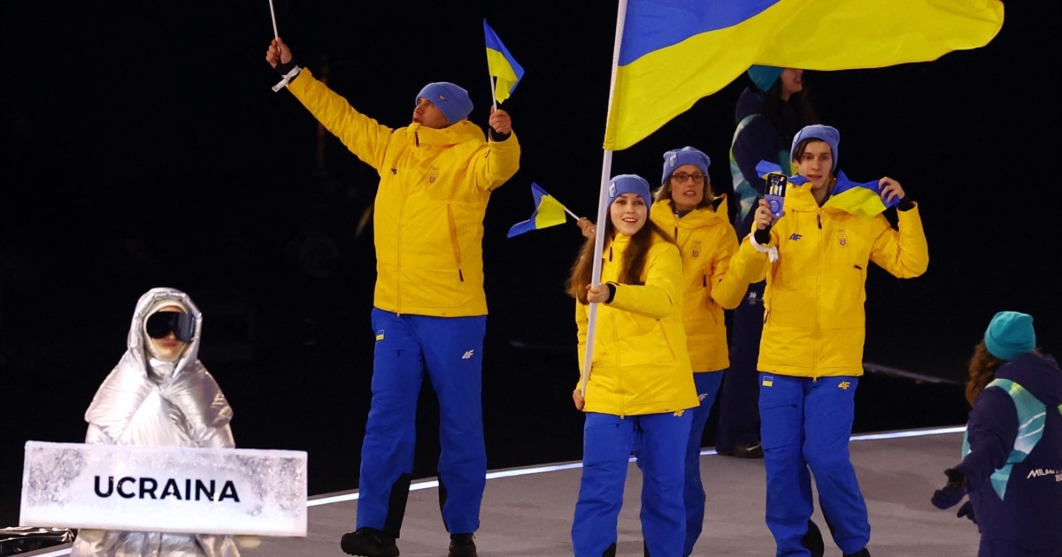 МЗС України розкритикувало вибір росіянки для нести табличку «Україна»